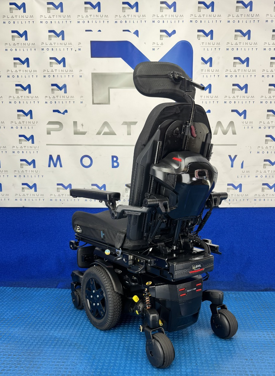 2025 PRIDE QUANTUM EDGE 3 STRETTO 6 MPH ELECTRIC MOBILITY POWERCHAIR 2550