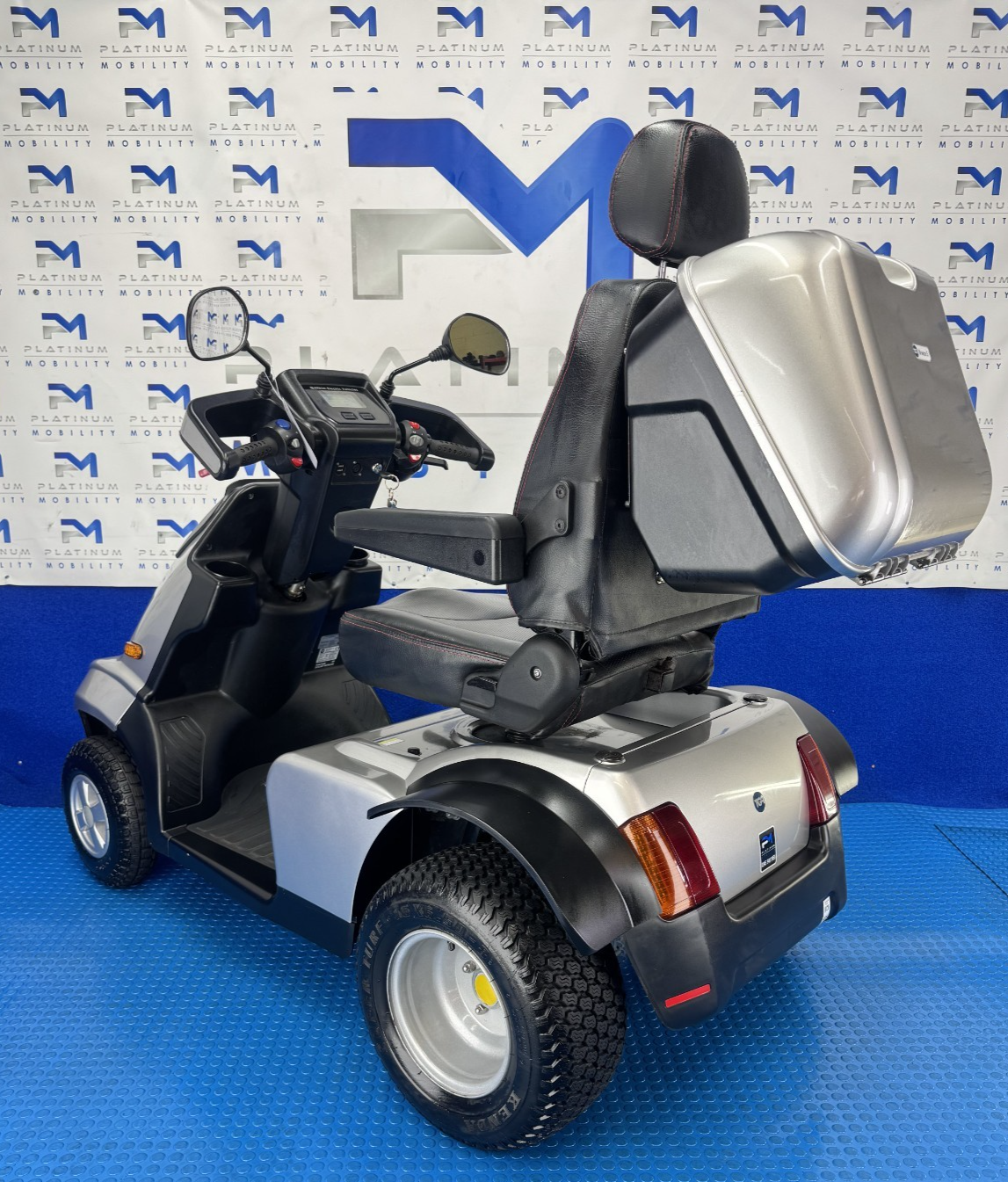 TGA Breeze S4 GT 8MPH All Terrain Mobility Scooter New Batteries No VAT 2965