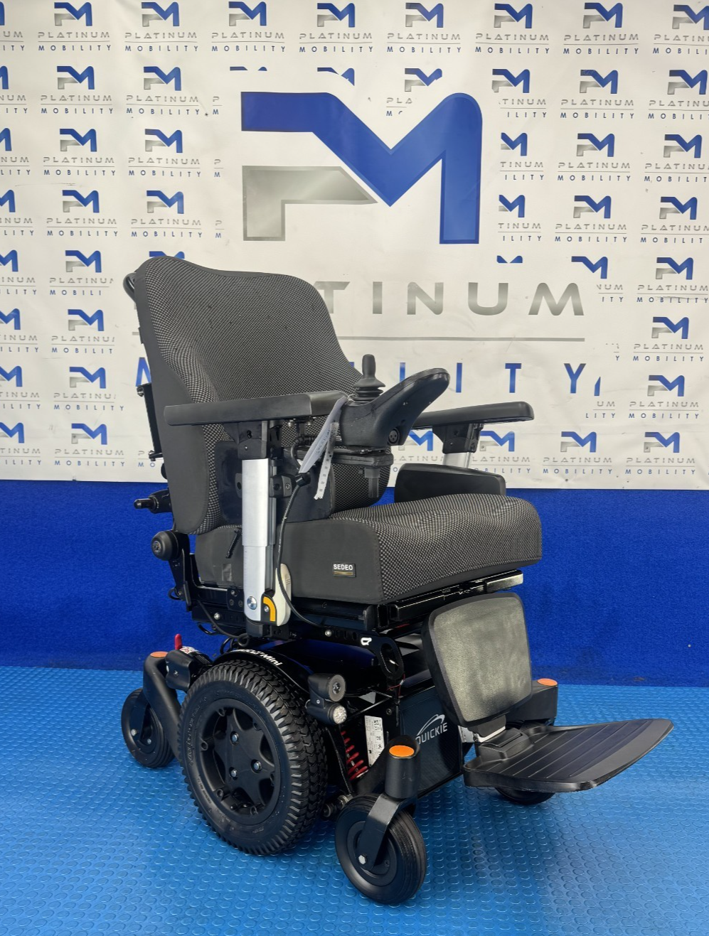 Sunrise Quickie Q300M Powerchair 6 mph Riser, Tilt Electric Wheelchair 2827