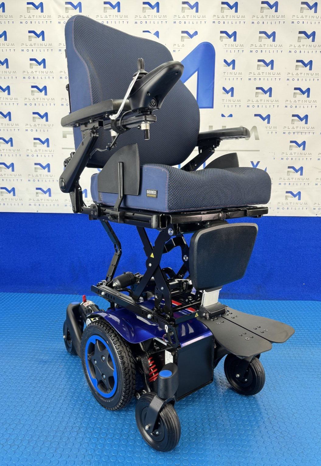 2025 SUNRISE QUICKIE Q300 MINI RISER TILT COMPACT POWERCHAIR REF 2301