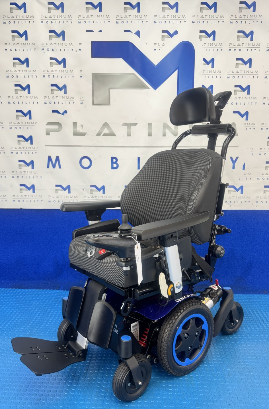 Sunrise Quickie Q300M Powerchair 4 mph Riser, Tilt Electric Wheelchair 2377