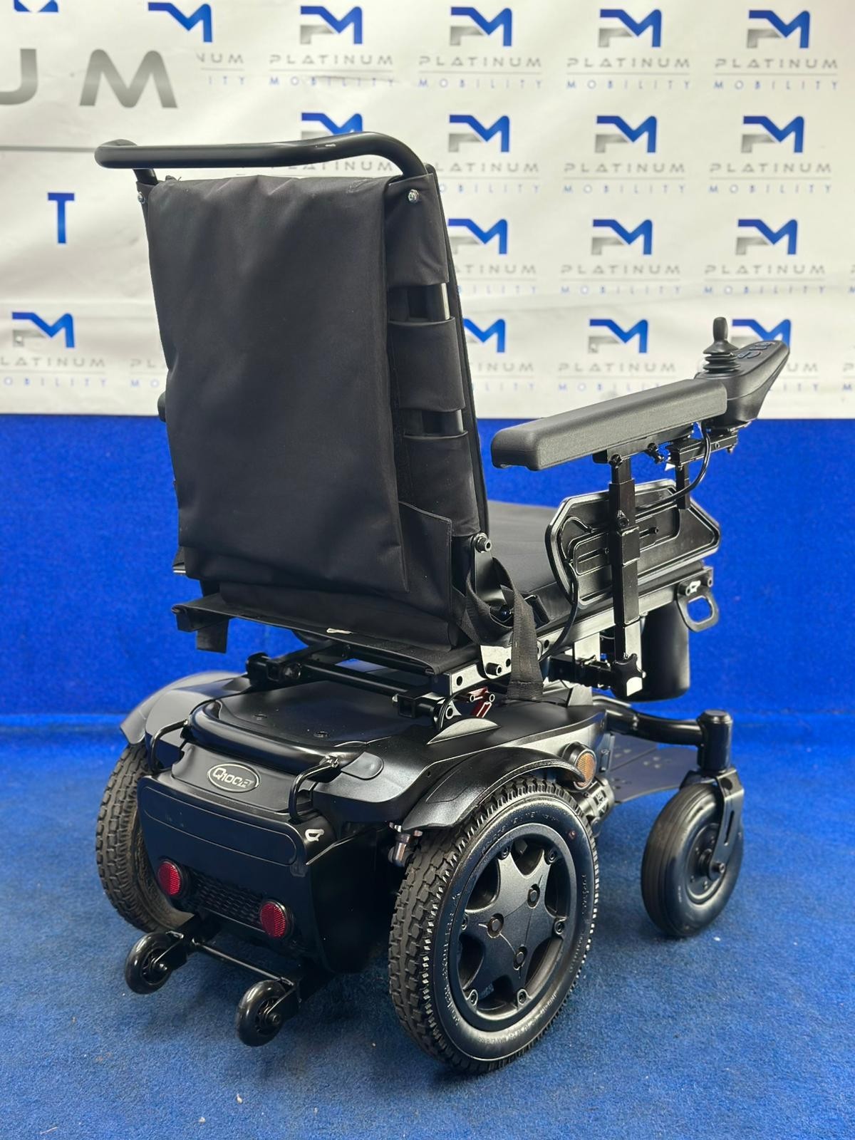 Quickie Q100R Powerchair – 4mph Small Electric Wheelchair by Sunrise (1206)