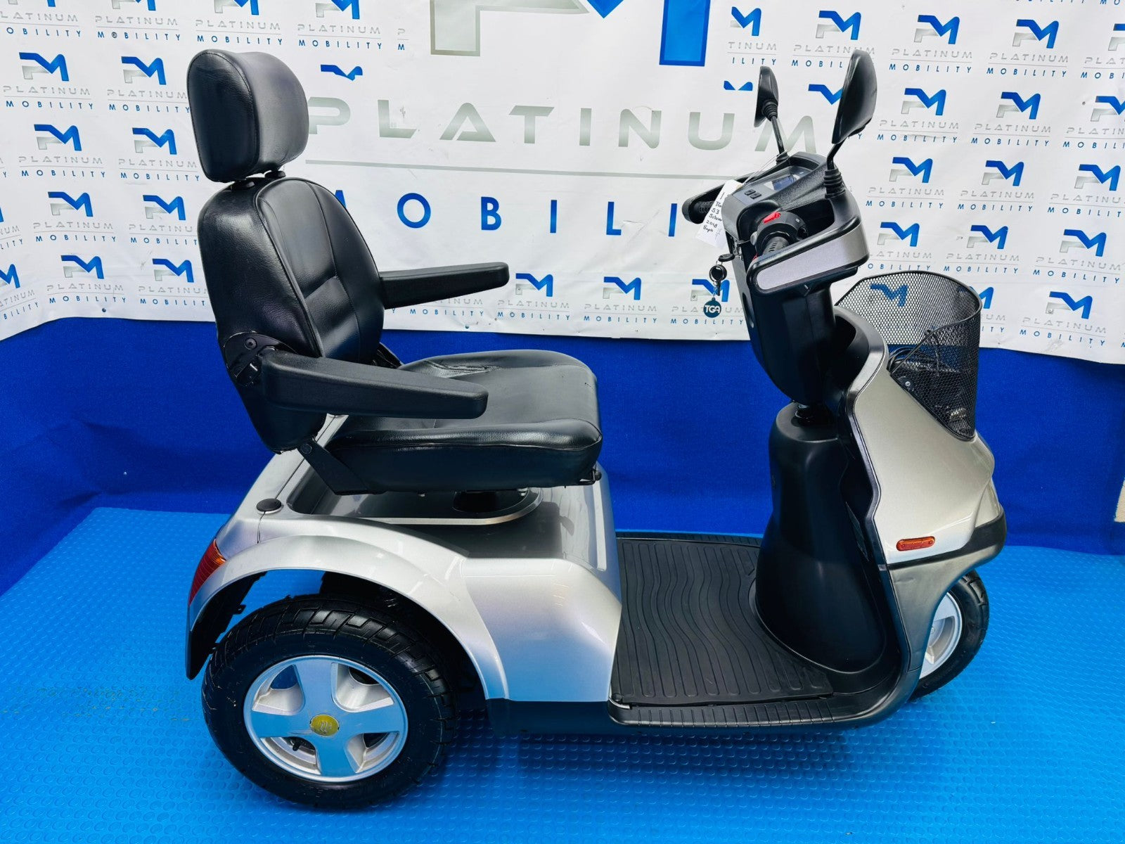 TGA Breeze S3 8MPH LARGE Mobility Scooter All Terrain 1847