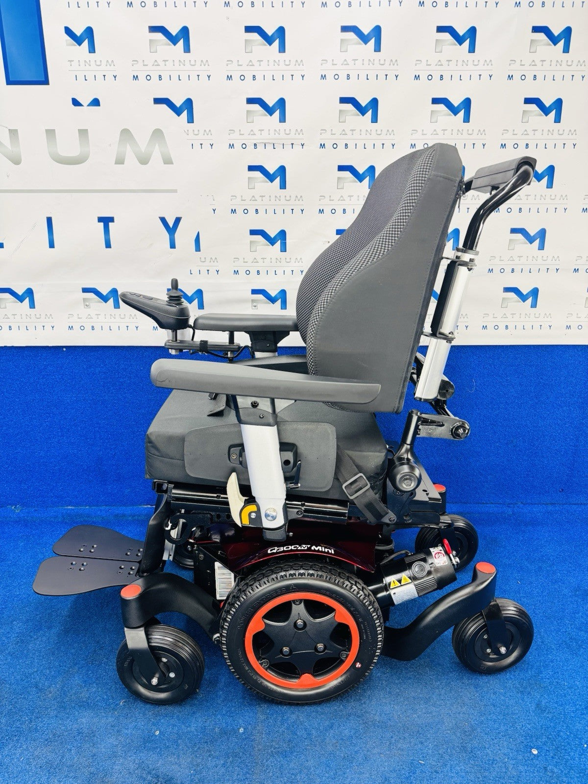 QUICKIE Q300 M MINI 4 MPH ELECTRIC MOBILITY POWERCHAIR ELECTRIC WHEELCHAIR 1177