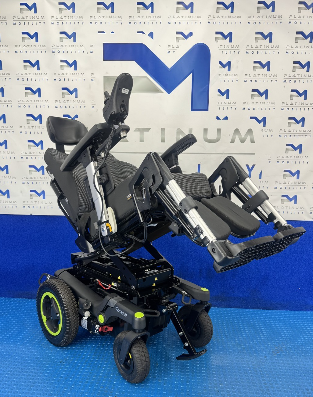 Sunrise Q700R Electric Powerchair Rise, Tilt, Recline, Electric Legs 6mph 2496