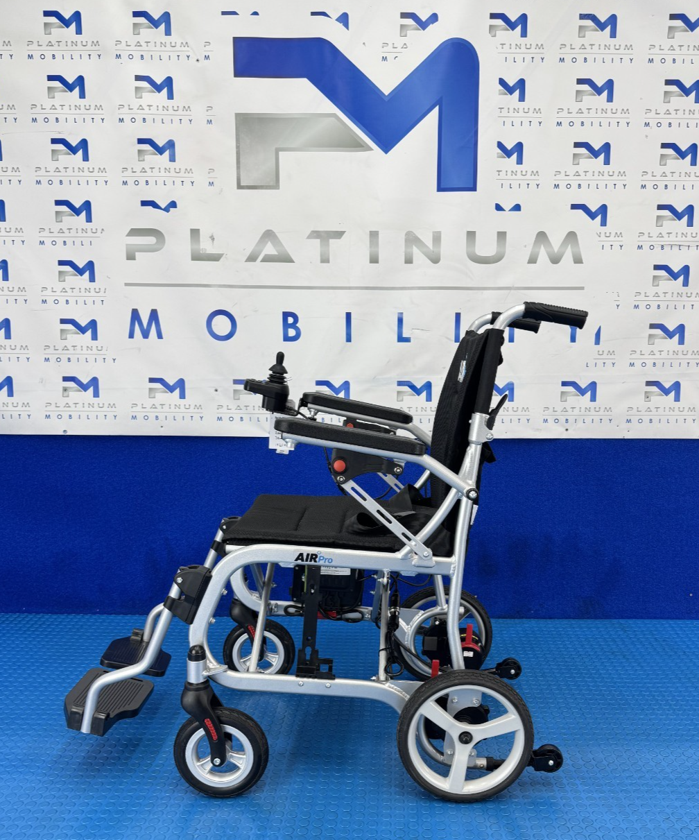 MONARCH AIR PRO LIGHTWEIGHT FOLDING POWERCHAIR 12.5KG TRAVEL 2335