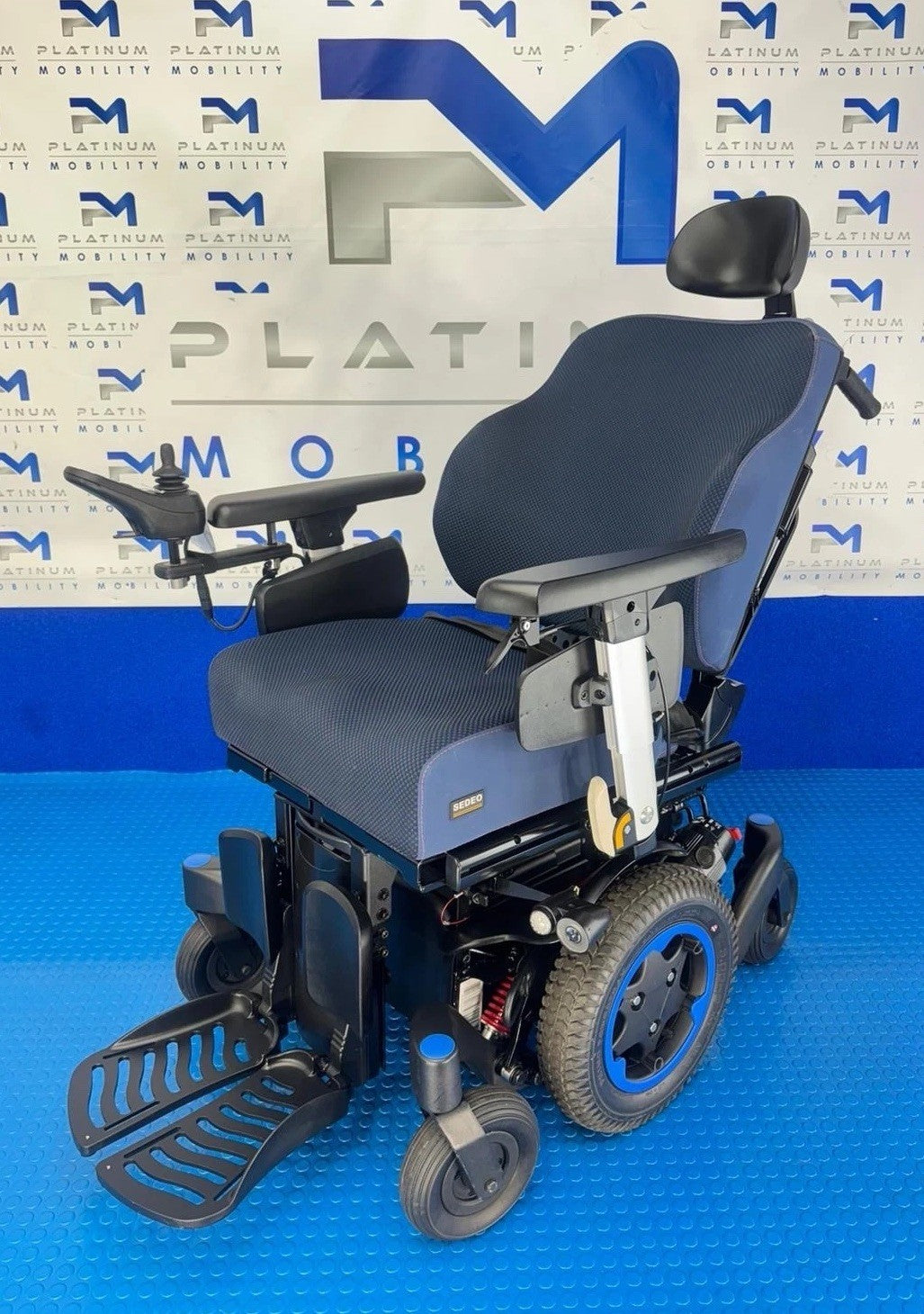 2026 SUNRISE Q500M 6MPH Electric Powerchair MANUAL RECLINE RISER TILT 4009