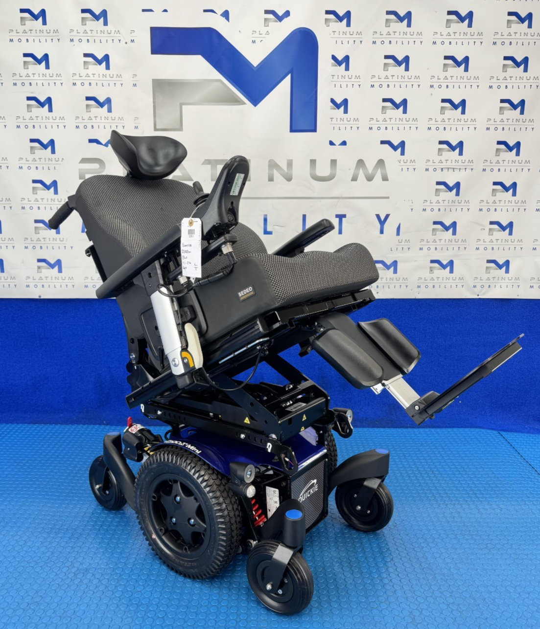 Sunrise Quickie Q300M Mini Powerchair 6 mph Riser Electric Wheelchair 2283