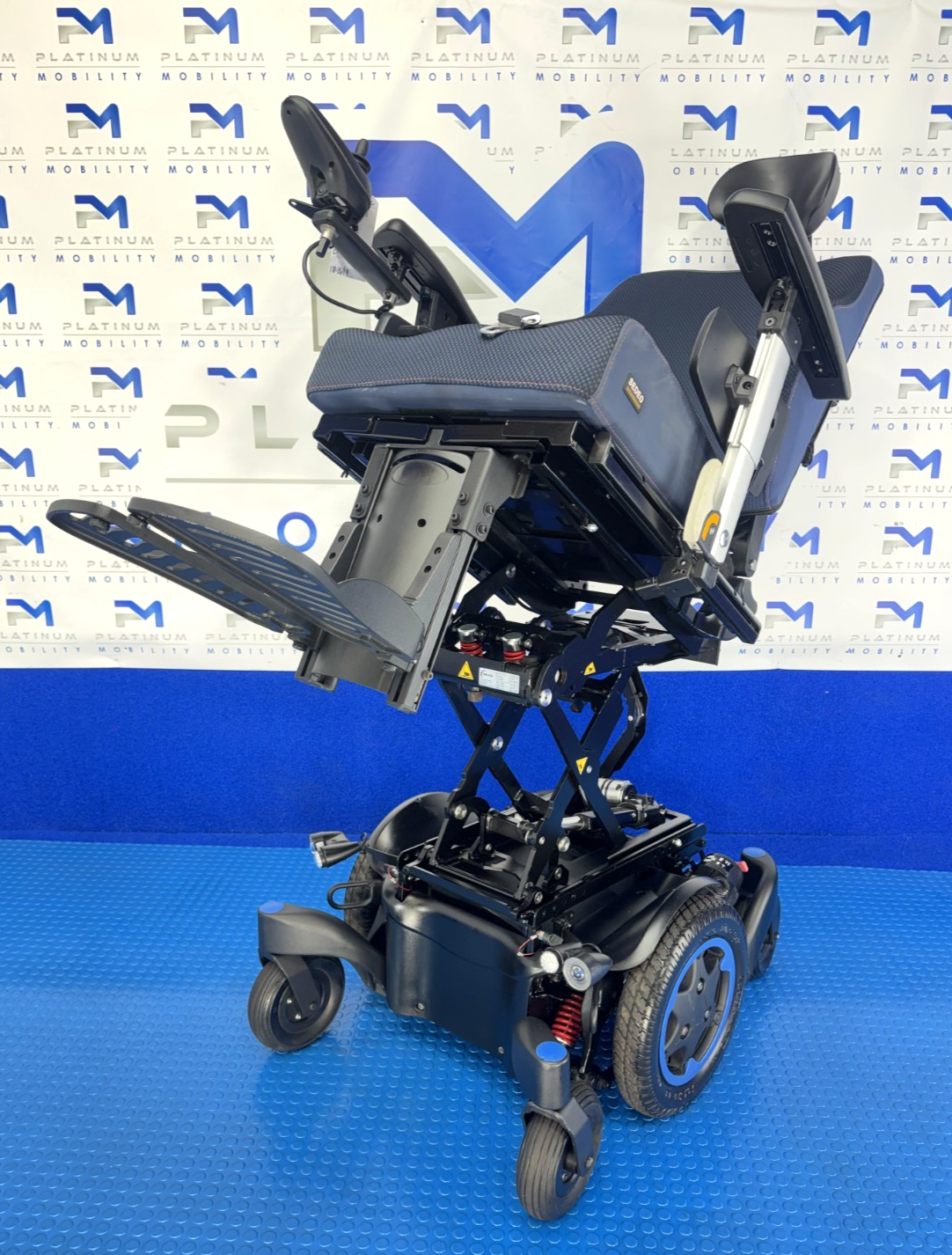 Sunrise Quickie Q500 M Powerchair – 6mph Riser & Tilt Electric Wheelchair 2980