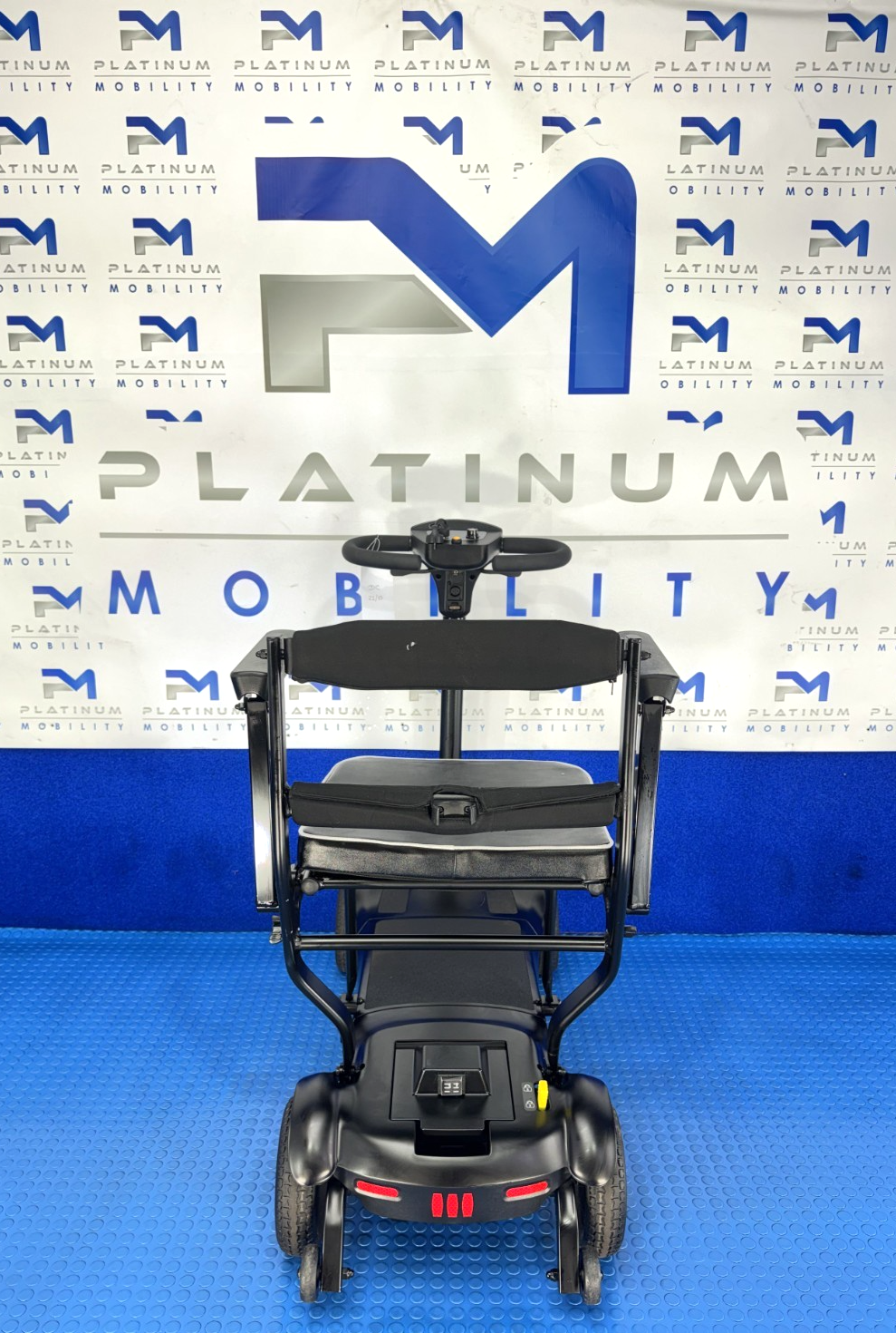 Pride Go Go Mobility Scooter Lithium Battery, Solid Tyres 4mph No VAT 4156