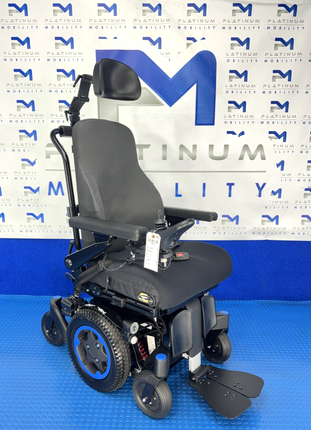 Sunrise Quickie Q300M Powerchair 4 mph Riser, Tilt Electric Wheelchair 4087
