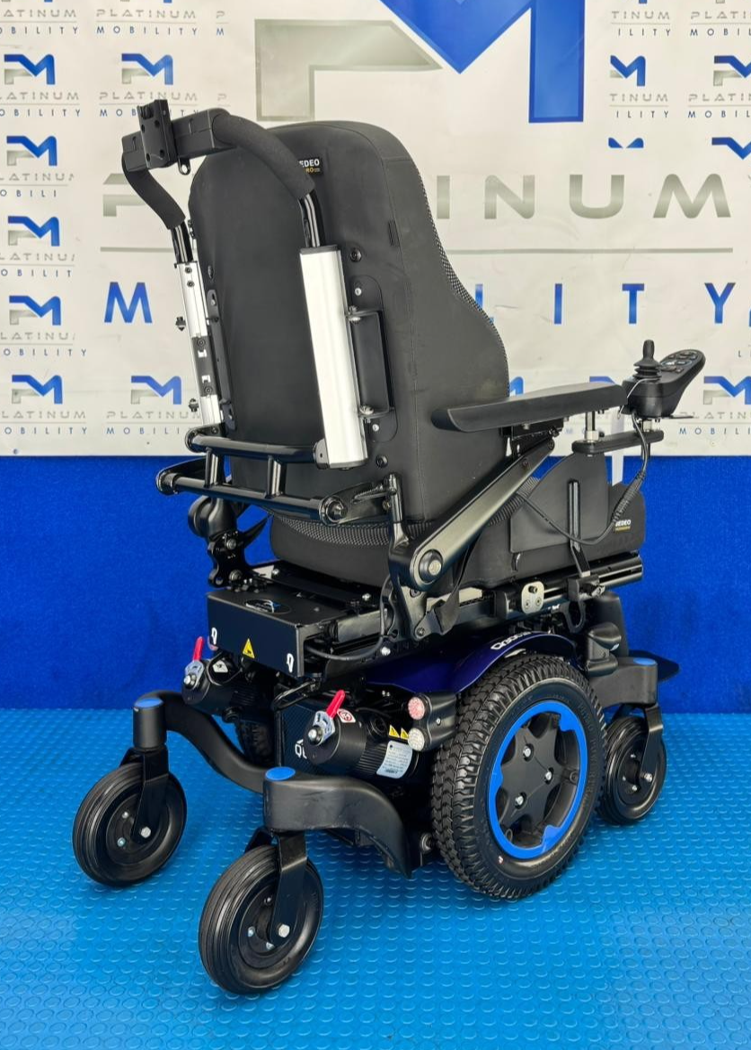 Sunrise Quickie Q300 M Mini Powerchair 6 mph Riser Electric Wheelchair 2223
