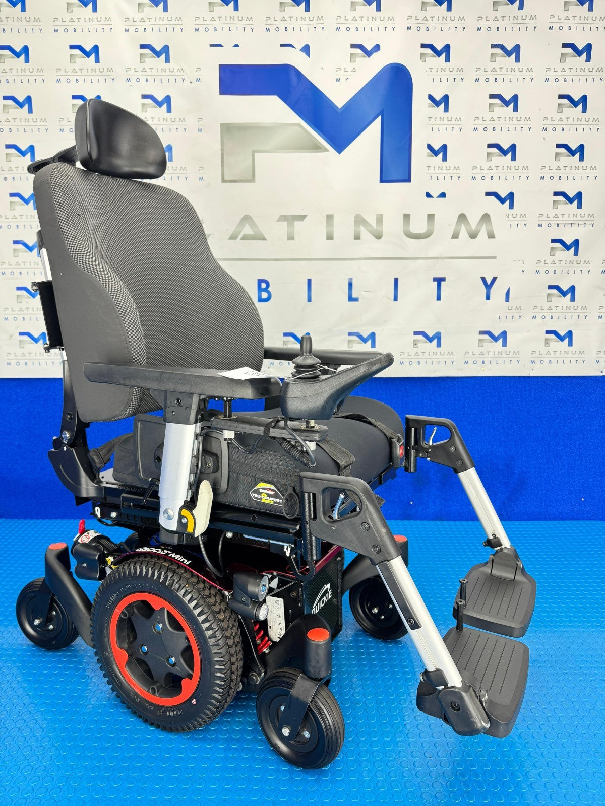Sunrise Quickie Q300M Mini Powerchair 6mph Riser Electric Wheelchair *2010