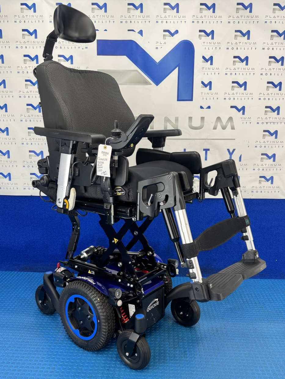 Sunrise Quickie Q300M Powerchair 6 mph Electric Riser, Tilt, legs, Recline  2378