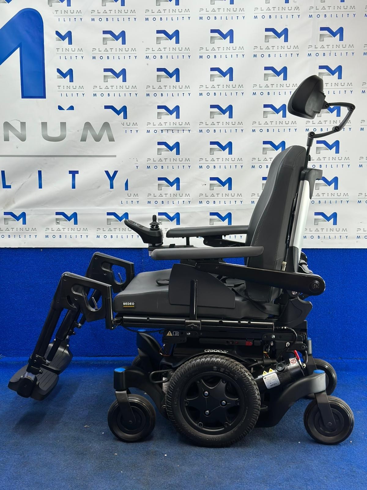Quickie Q500 M Powerchair – 4mph Tilt Electric Wheelchair by Sunrise (1229)