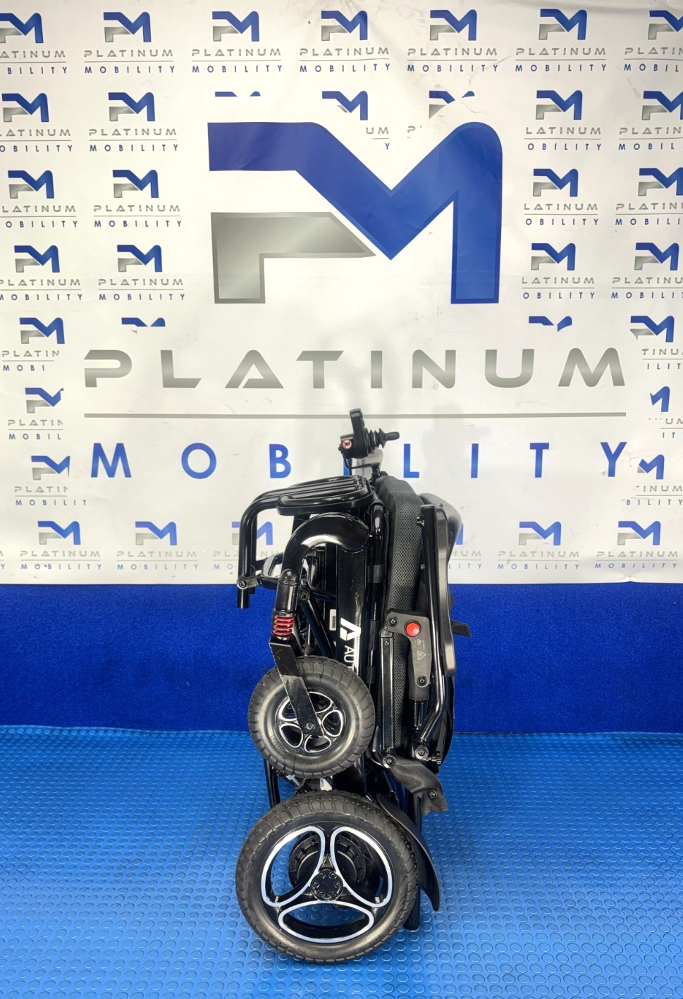 Drive Autofold 4mph, Lithium Battery, Solid Tyres, No VAT 1885
