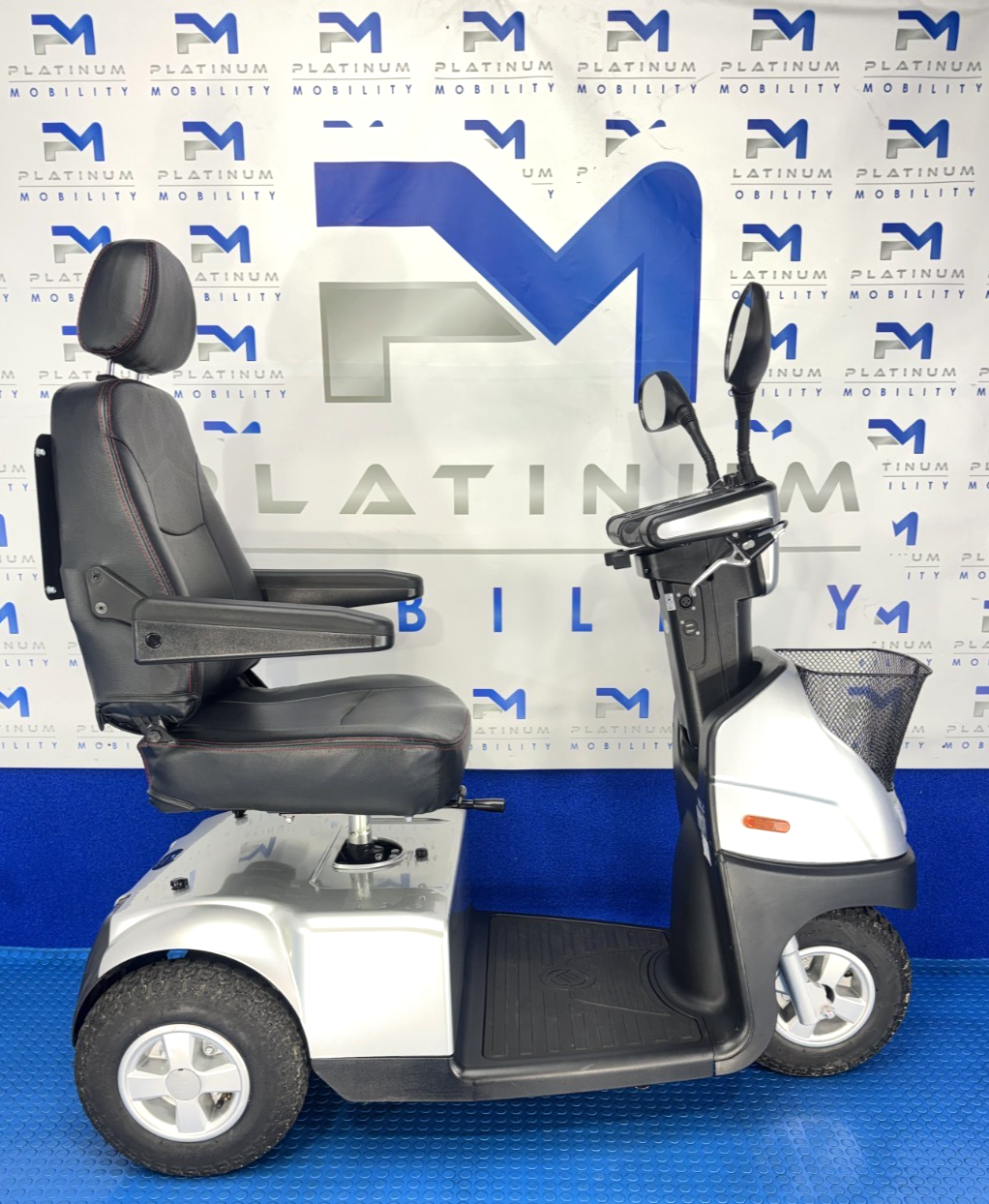 TGA Breeze Midi 8MPH LARGE Mobility Scooter All Terrain 2119