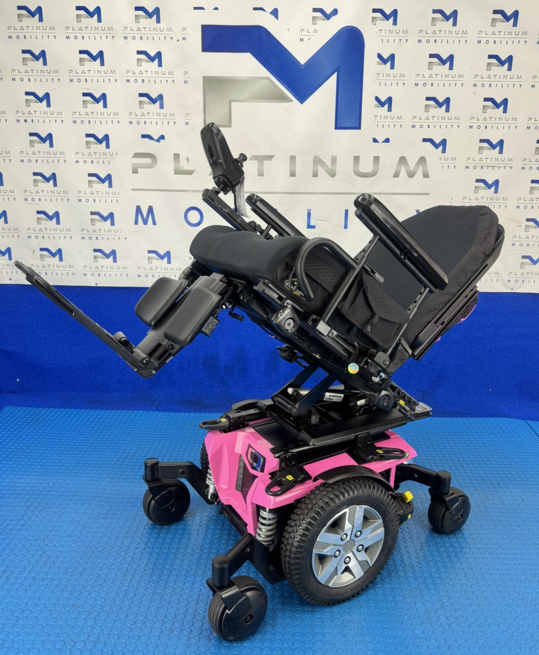 PRIDE QUANTUM EDGE 2.0 6MPH Tilt Heavy Duty Electric Powerchair 2306