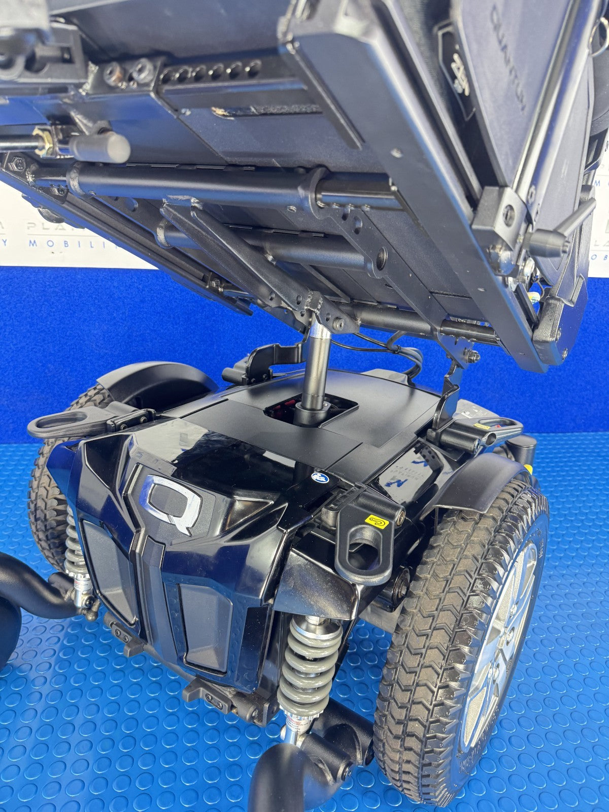 PRIDE QUANTUM Q4 MWD 6MPH ELECTRIC TILT MOBILITY WHEELCHAIR 2982