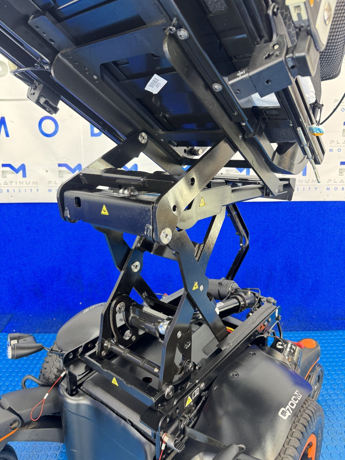 2025 Sunrise Quickie Q700M Powerchair – 6mph Riser Tilt Electric Wheelchair 2973