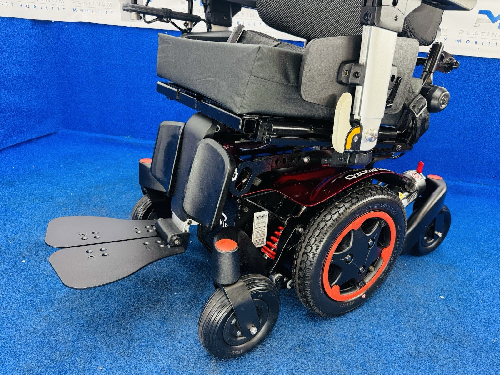 QUICKIE Q300 M MINI 4 MPH ELECTRIC MOBILITY POWERCHAIR ELECTRIC WHEELCHAIR 1177