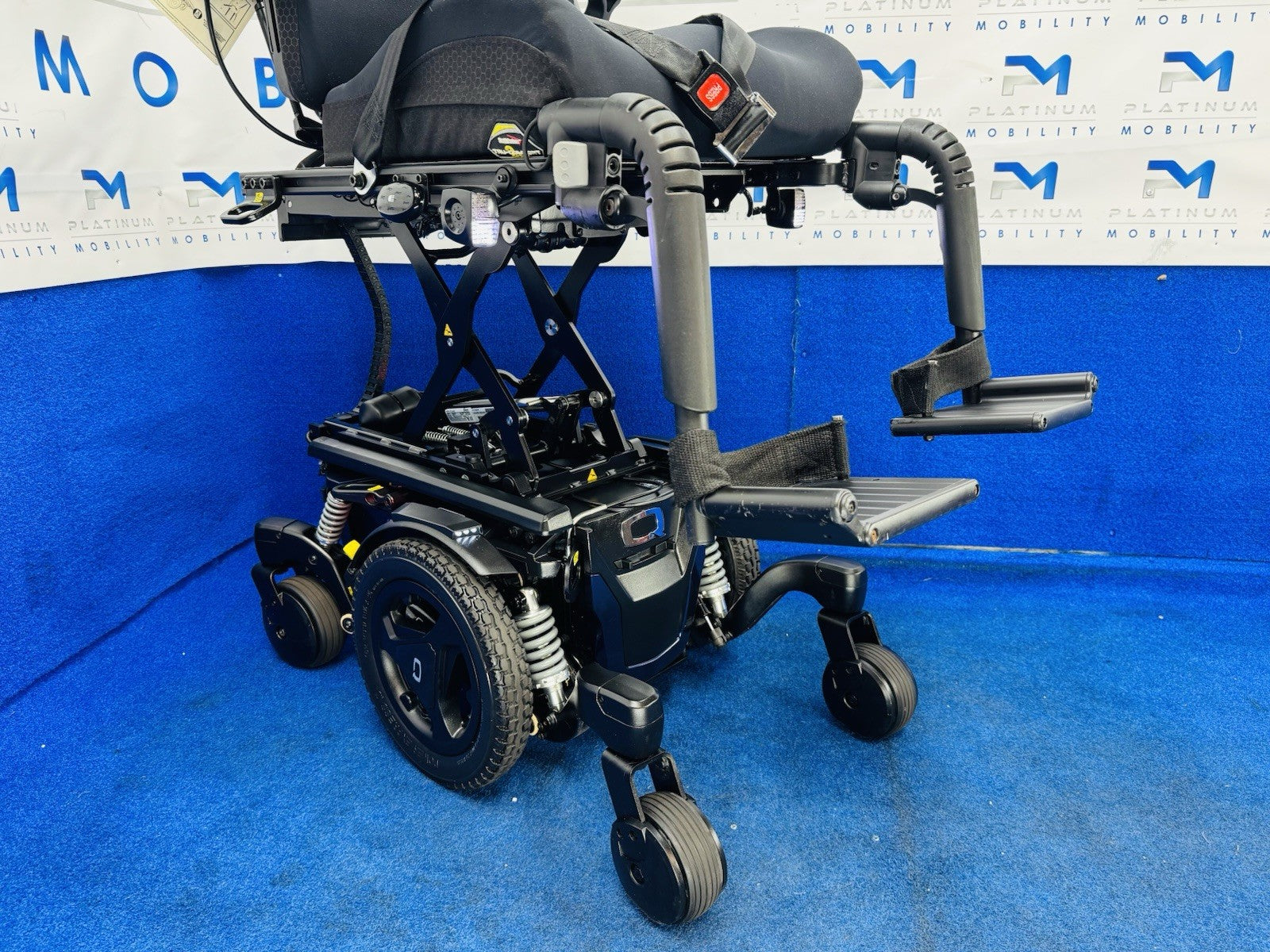 PRIDE QUANTUM EDGE 3 STRETTO 6 MPH ELECTRIC POWER WHEELCHAIR POWERCHAIR Narrow