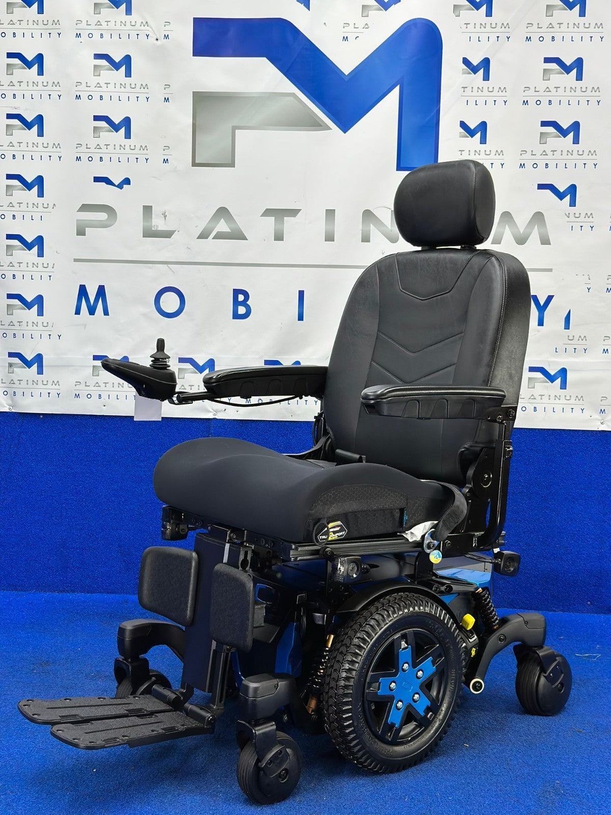 PRIDE QUANTUM Q6 EDGE 3 STRETTO 4 MPH ELECTRIC POWER WHEELCHAIR POWERCHAIR 1669