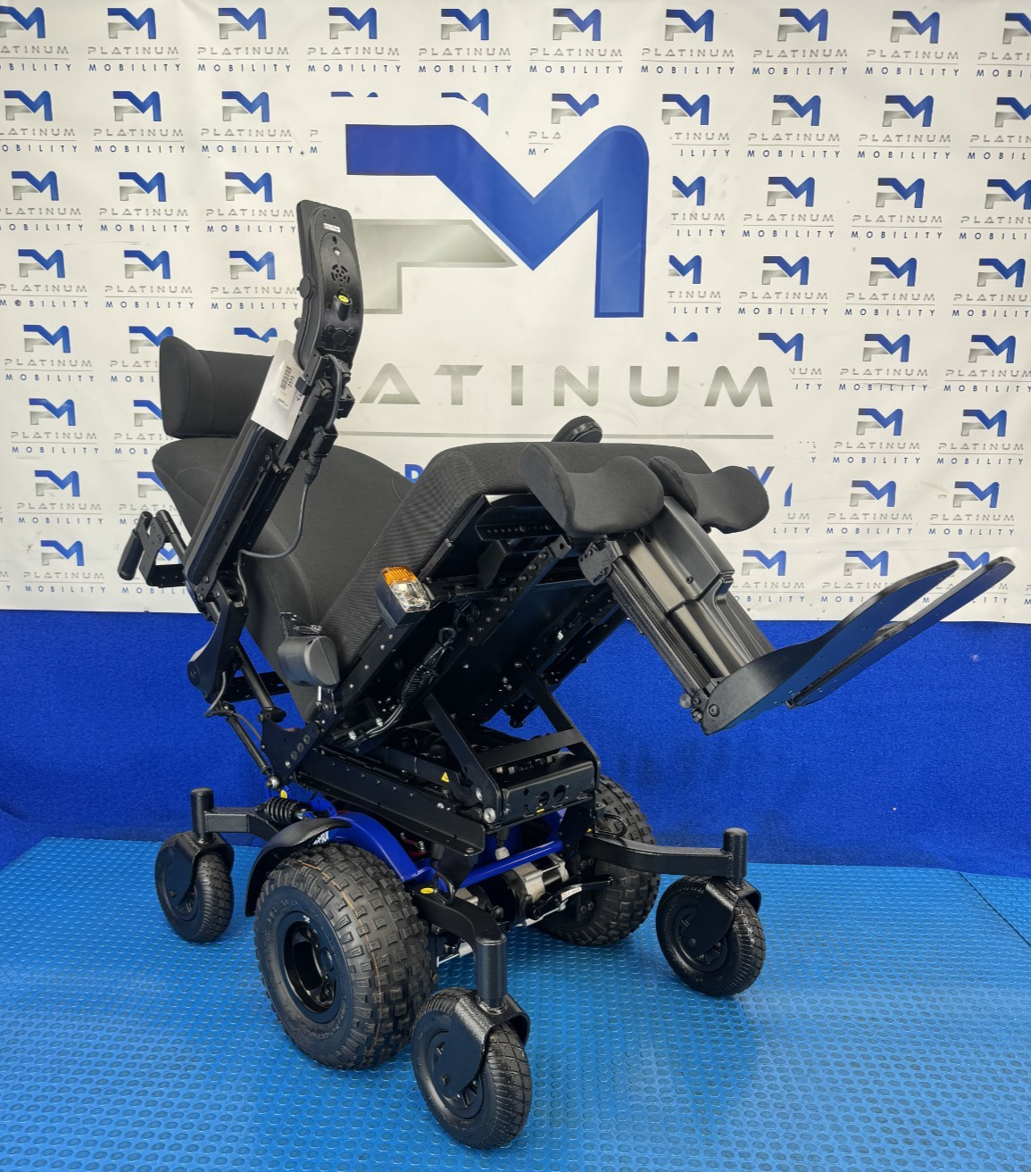 Magic Mobility Frontier V6 Wheelchair Rise, Tilt, Electric legs 6 Mph 2510