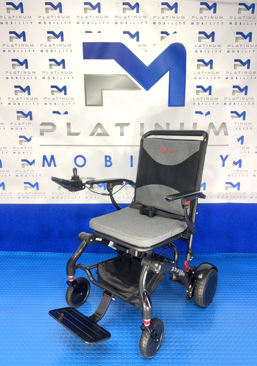 Motion Photon Powerchair Carbon Fibre Ultra Lightweight Powerchair 15.8kg 2558