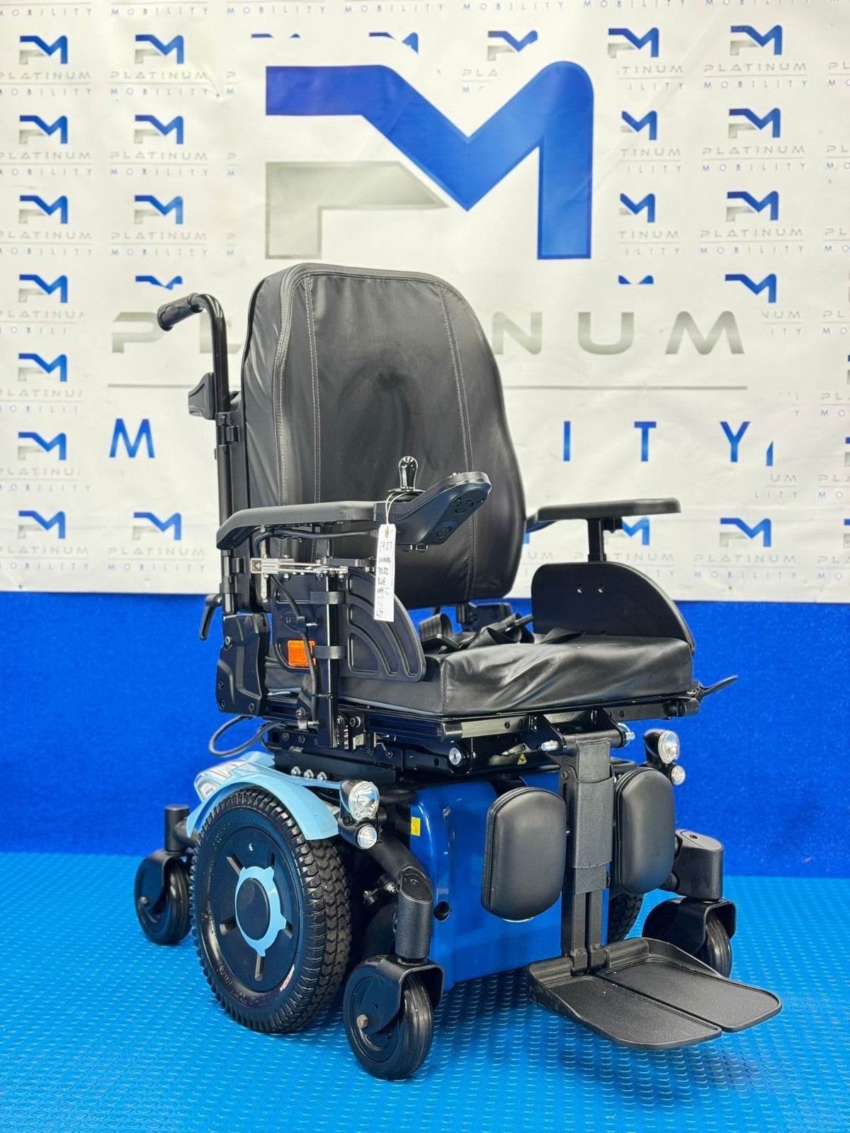 2025 INVACARE TDX SP2 7MPH MWD RISER ELECTRIC WHEELCHAIR POWERCHAIR 1907
