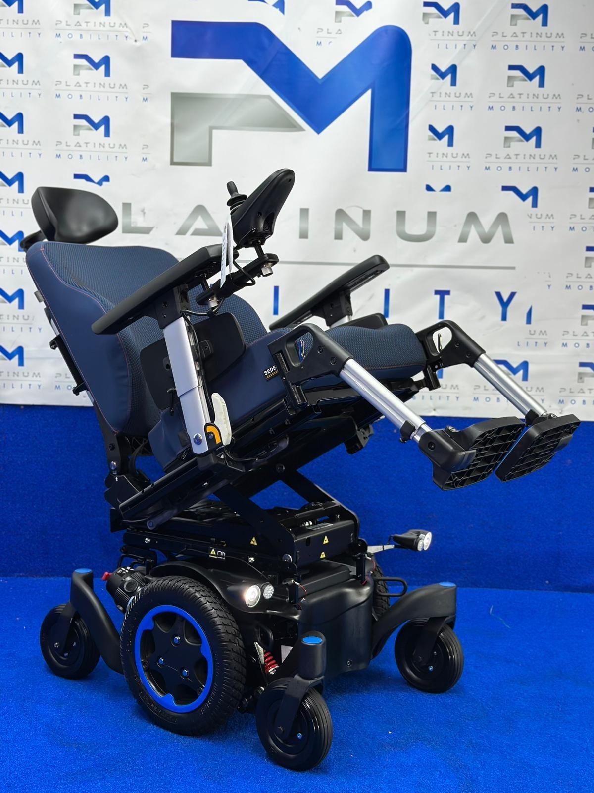 2024 Quickie Q500M Powerchair – 6mph Riser Electric Wheelchair by Sunrise 1645