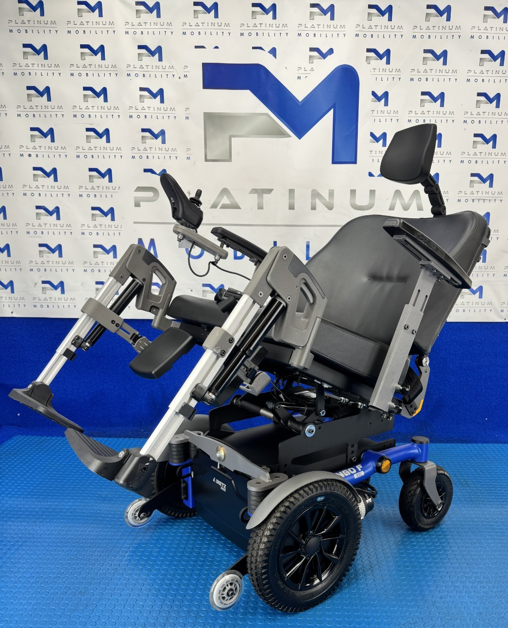 DIETZ SANGO ADVANCED XXL HD 4MPH ELECTRIC TILT ELECTRIC LEGS POWERCHAIR 2812