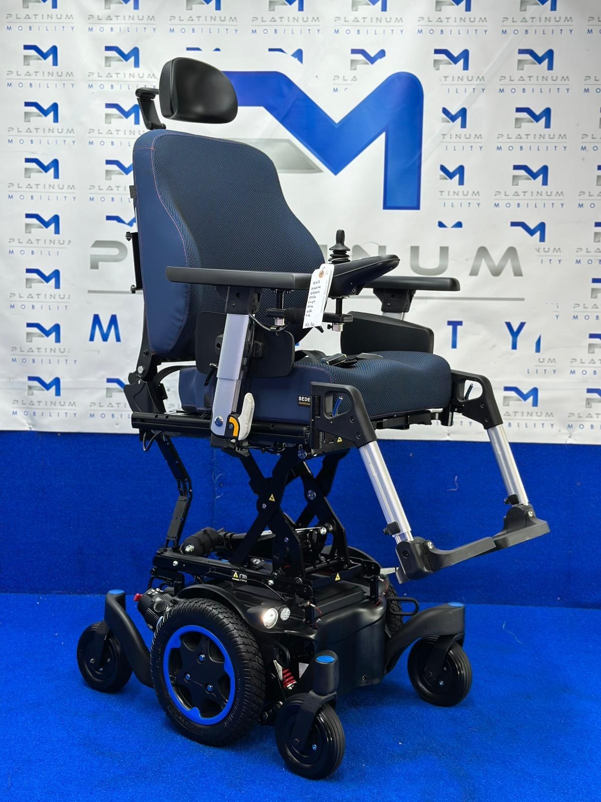 2024 Quickie Q500M Powerchair – 6mph Riser Electric Wheelchair by Sunrise 1645