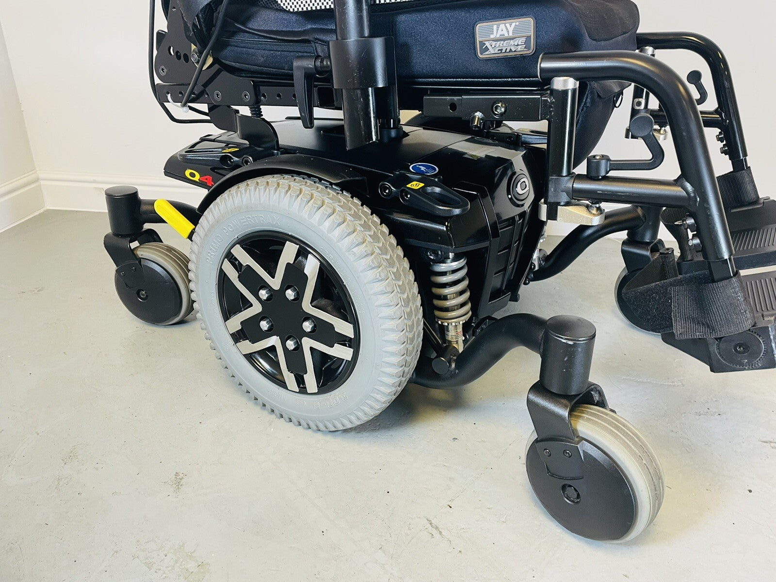 PRIDE QUANTUM Q4 MWD 4MPH ELECTRIC SEAT TILT MOBILITY POWERCHAIR WHEELCHAIR