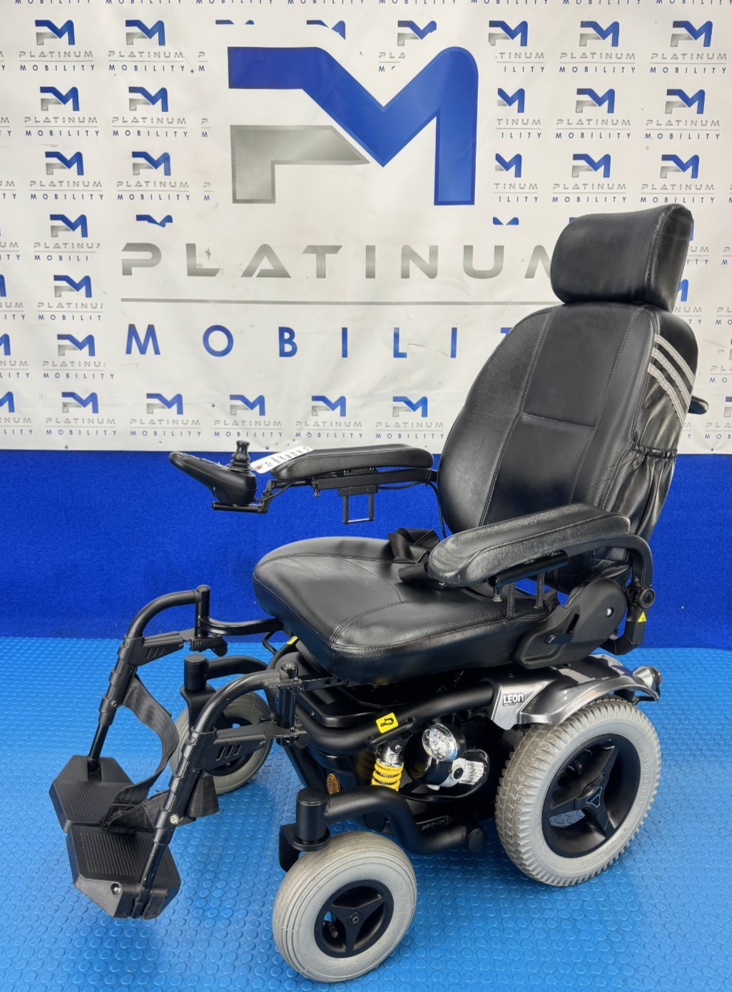 KARMA LEON 6MPH ELECTRIC POWERCHAIR | AIR TYRES | NEW BATTERIES 1527