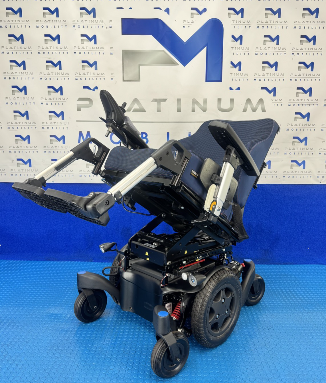 SUNRISE QUICKIE Q500M 6MPH ELECTRIC WHEELCHAIR RISER POWERCHAIR 2278