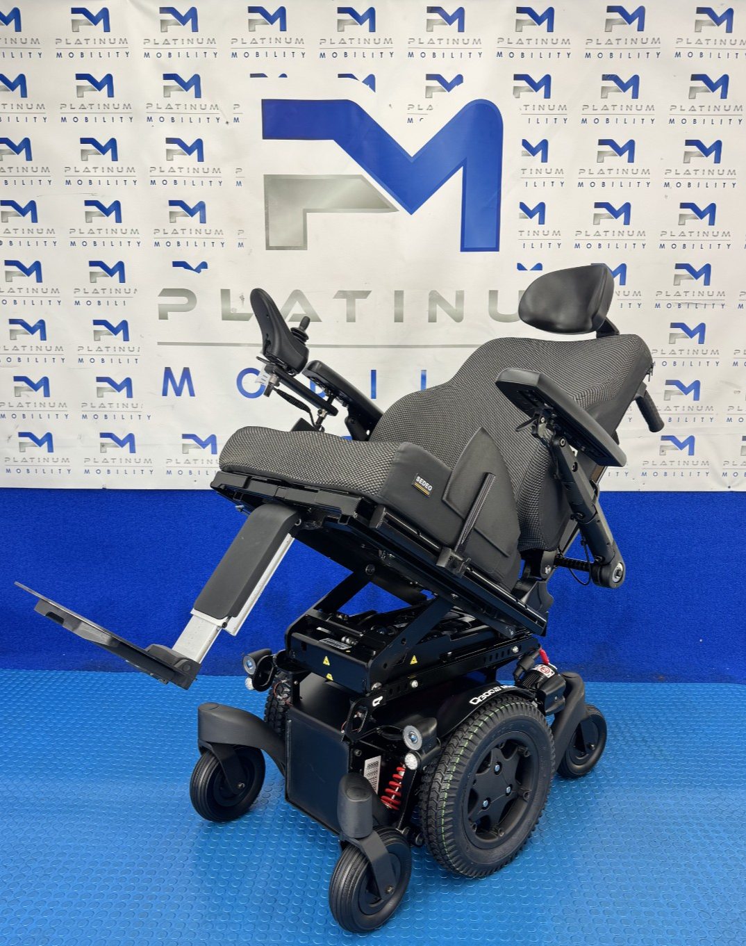 2025 Sunrise Quickie Q300M Powerchair 6 mph Riser, Tilt Electric Wheelchair 2760