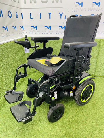 Powerchair Quickie Q100R Compact Indoor Outdoor Sunrise Medical Comfy Mid Wheel