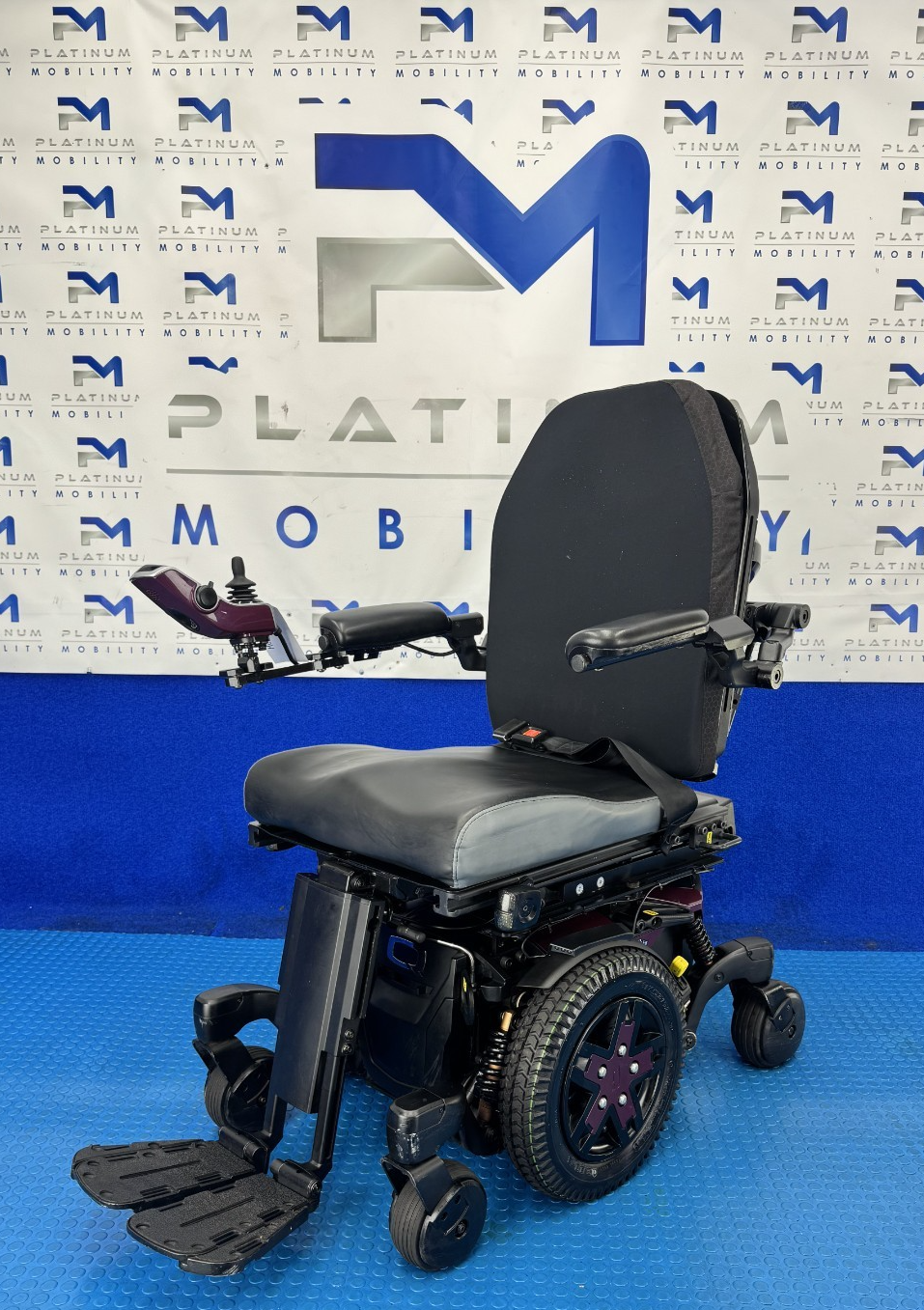 PRIDE QUANTUM EDGE 3 STRETTO 6MPH ELECTRIC POWER WHEELCHAIR POWERCHAIR 2774