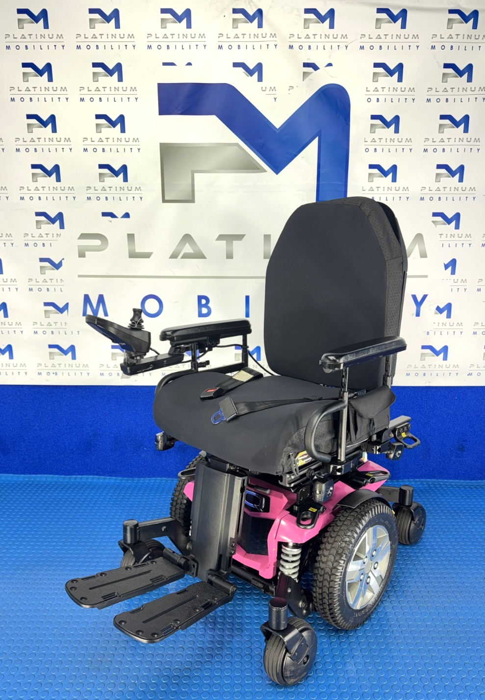 PRIDE QUANTUM EDGE 2.0 6MPH Tilt, Electric Recline, Hydraulic Legs No VAT 2306