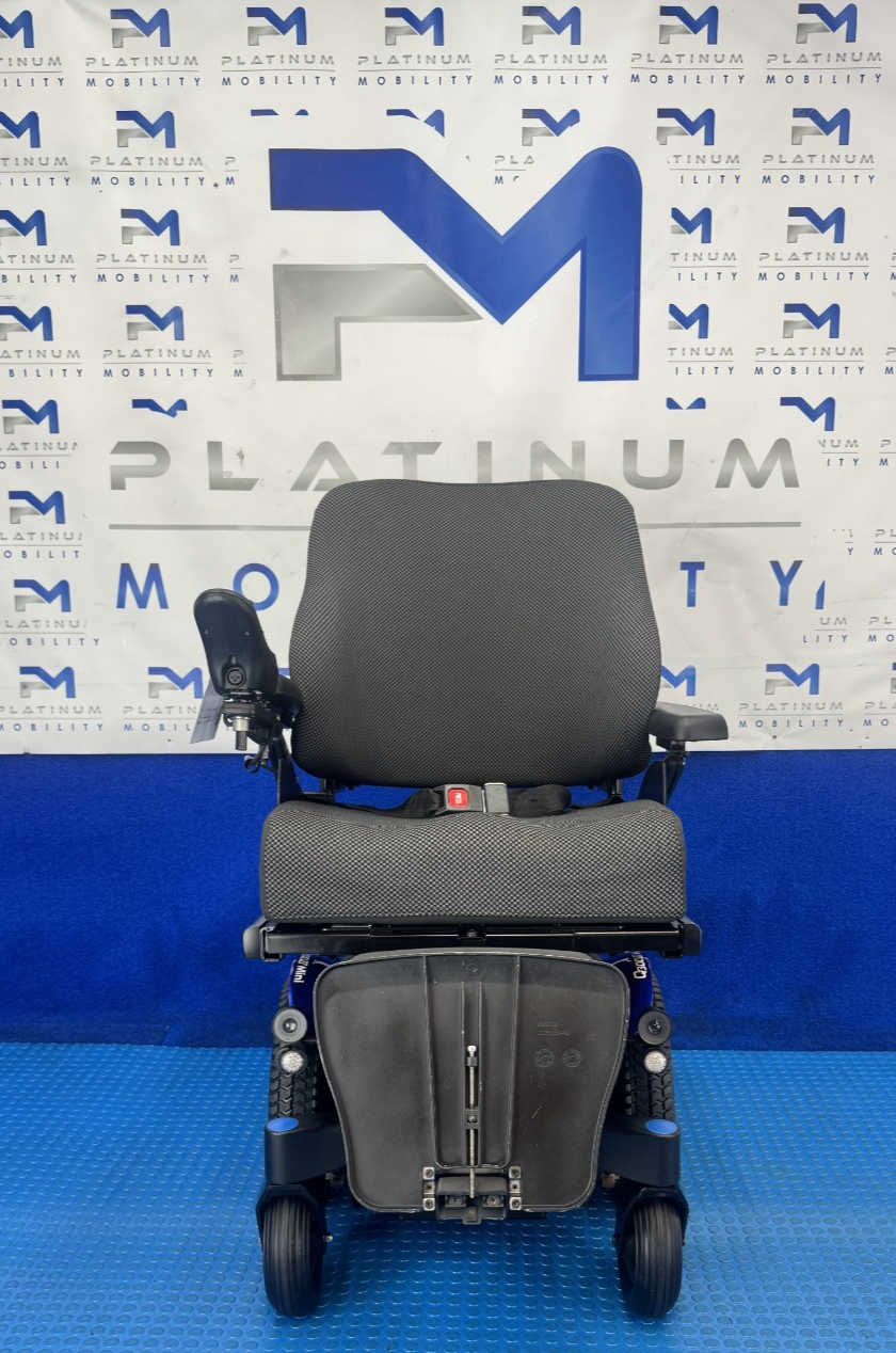 Sunrise Quickie Q300M Mini Powerchair 4 mph Electric Wheelchair 2848