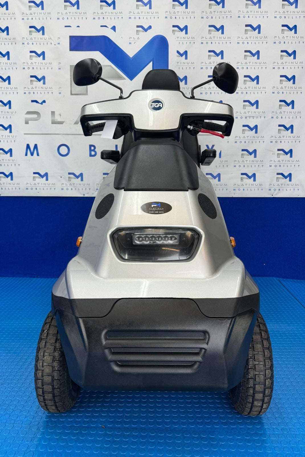 TGA Breeze S4 8MPH All Terrain Mobility Scooter Road Stunning Condition  2115