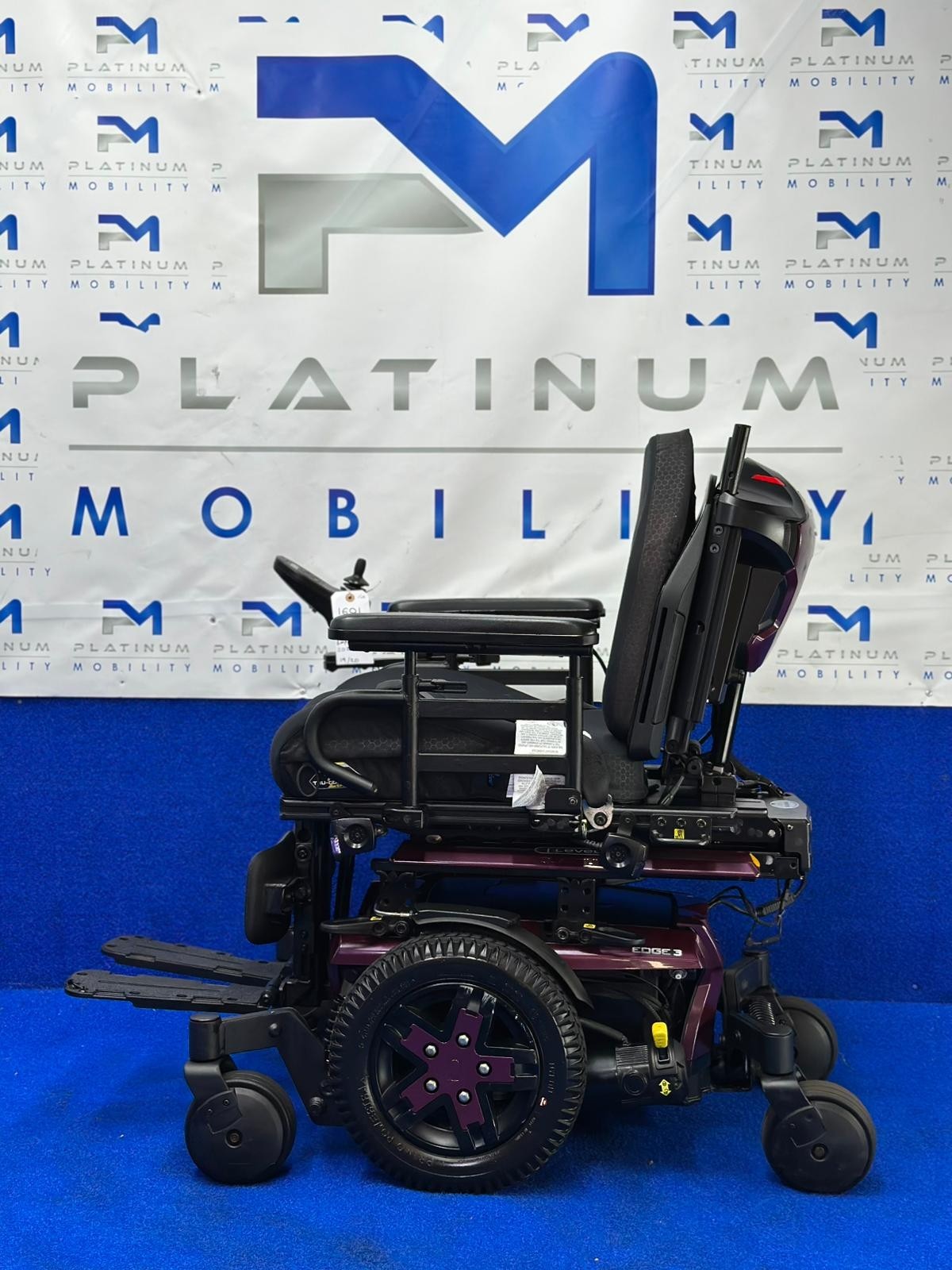 PRIDE QUANTUM EDGE 3 6 MPH ELECTRIC POWER WHEELCHAIR POWERCHAIR 1601