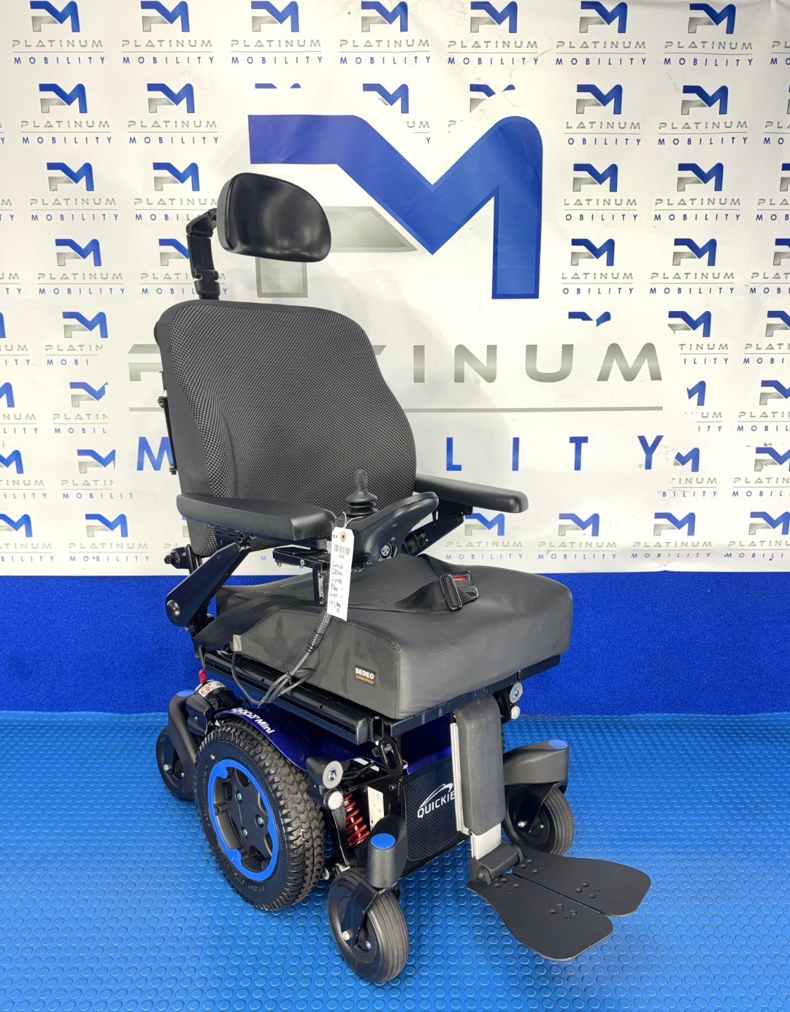 Sunrise Quickie Q300M Powerchair 6 mph Riser, Tilt Electric Wheelchair 4036