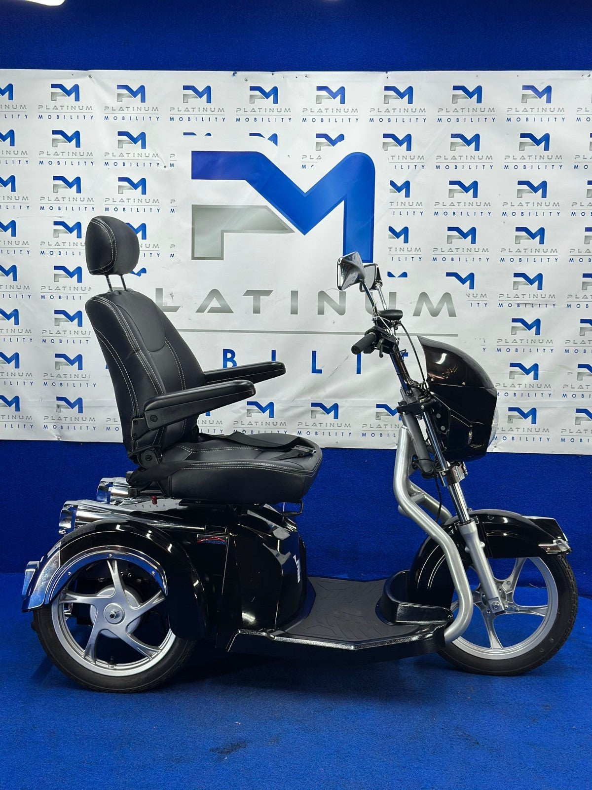 Tri Glider Drive Easy Rider 8MPH Road Legal All Terrain Mobility Scooter Trike