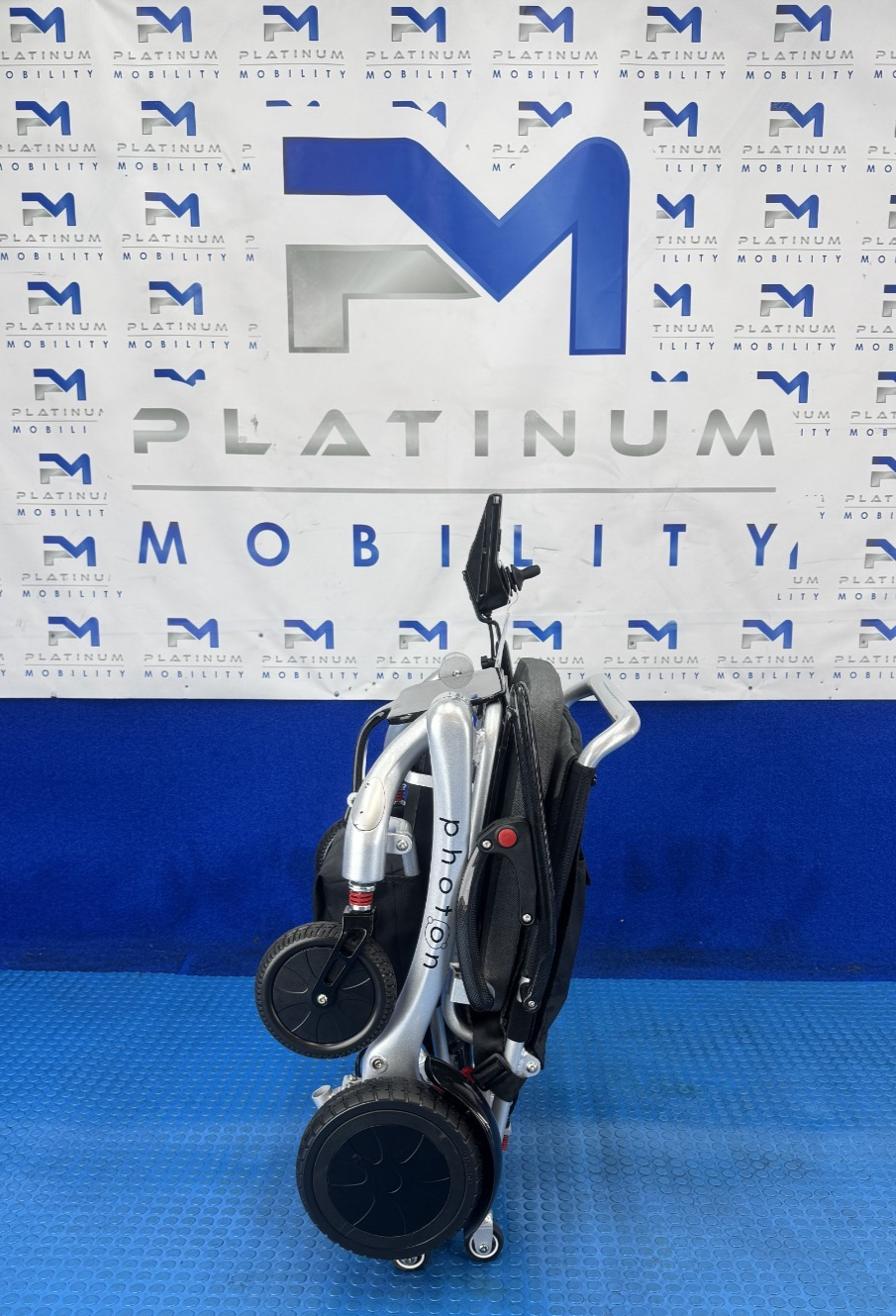 Carbon Fibre Ultra Lightweight Powerchair 15.8kg. Motion Photon Powerchair 2422