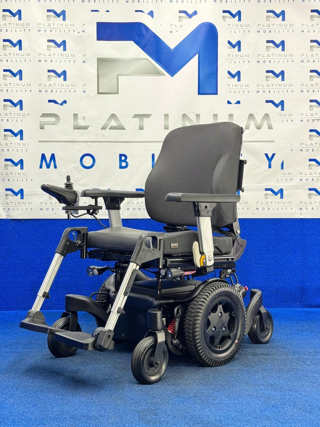 Quickie Q500 M Powerchair – 6mph Riser Electric Wheelchair by Sunrise 1590