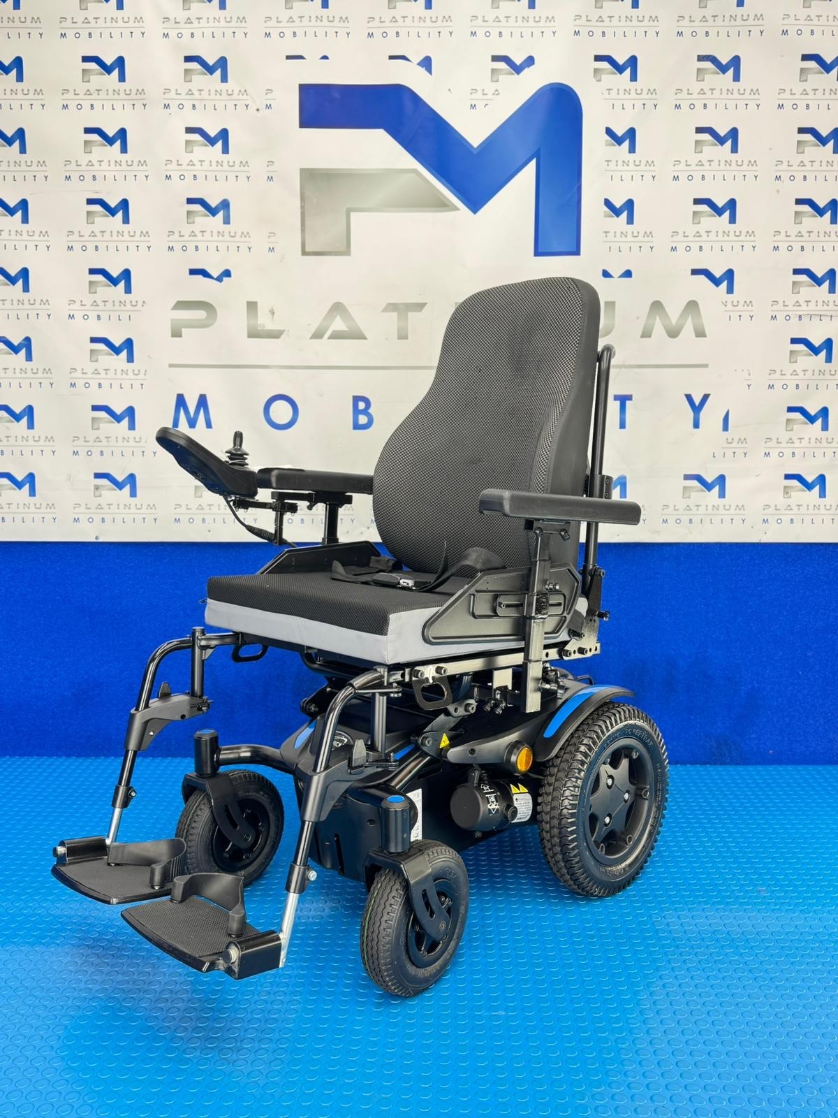 SUNRISE Q200 R RWD 4MPH ELECTRIC WHEELCHAIR MOBILITY SCOOTER POWERCHAIR 1810
