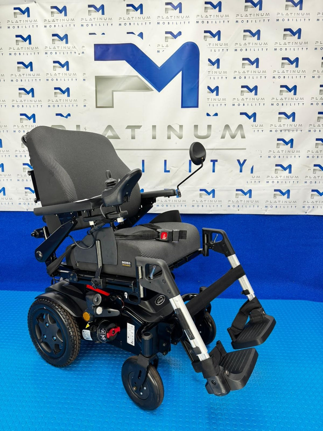 2025 Sunrise Medical Q300 R Powerchair 6MPH Electric Wheelchair 1878