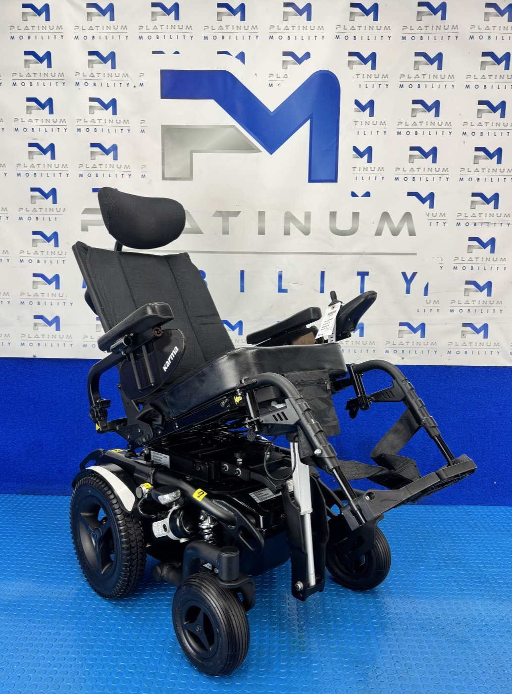 KARMA LEON 6MPH ELECTRIC POWERCHAIR | AIR TYRES | NEW BATTERIES 2756